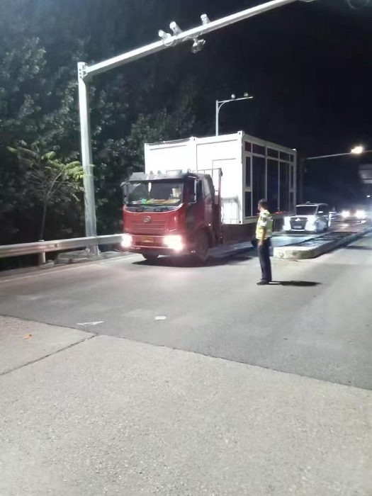 c48dc1547eb40ea67f0a6963d534a18