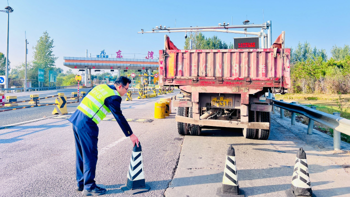 A6B7A233A61060FB70AA56F16F1A36F7