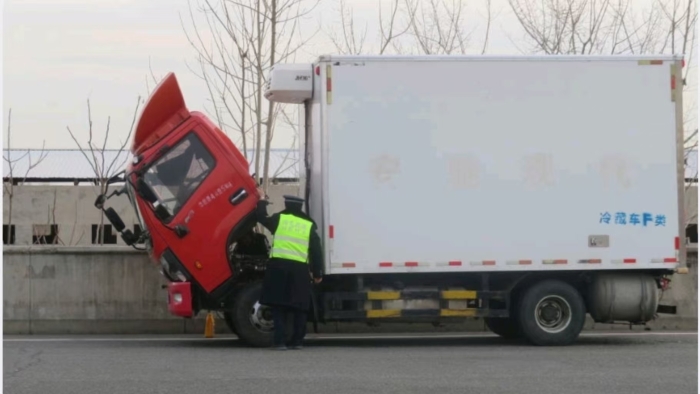 a2ed3ae60ce3dddde00f4b8a8786c33