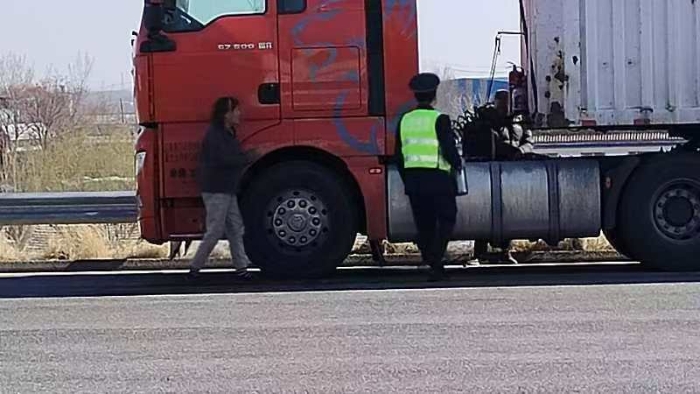 415c60c07b64bd85601064190915e33