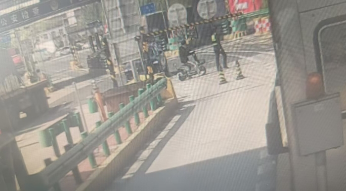 5a833d77466b88749cc5fda6754f83c