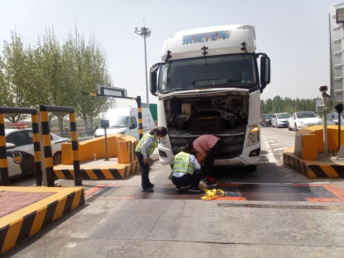 4c7c8ec0710e01e33e86997f09f6f8b