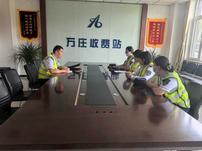 0eee63866fb34c86ea9607cf74ffc63e