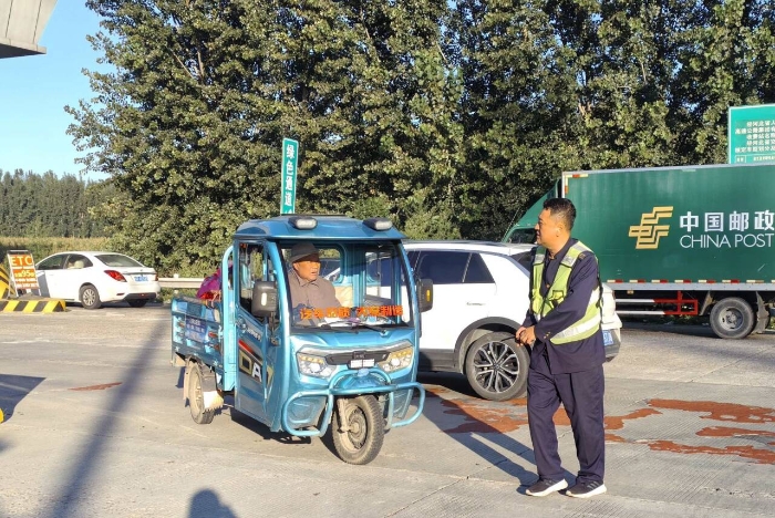 劝返老年代步车