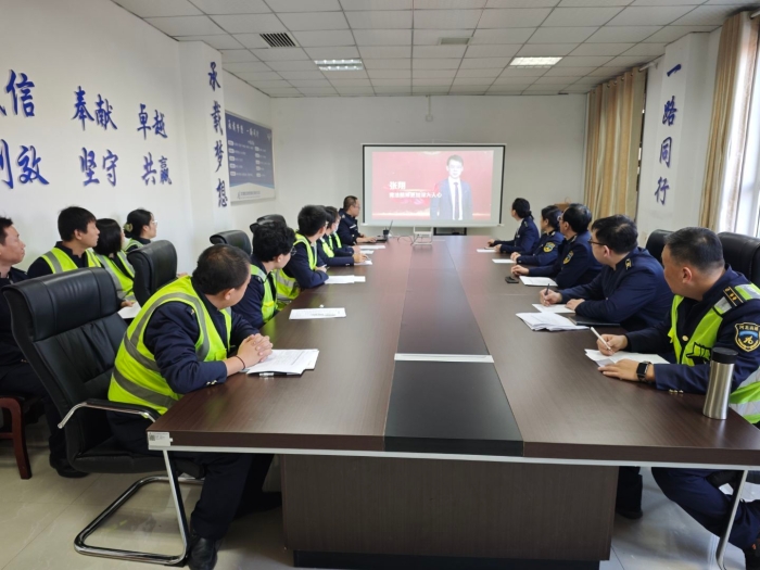 mmexport1764898598856