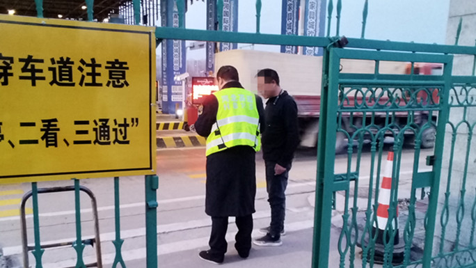 9c7e5cea51c1ed5c6aac4b36d4ddd7c7